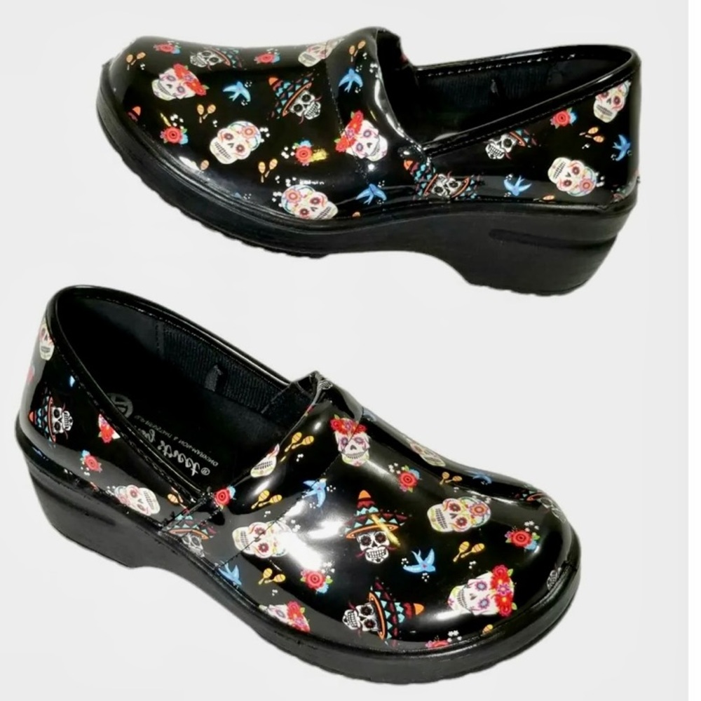 Easy Street Easy Works Laurie Day Of The Death Work Or Nurse Clogs Sugar Skulls - Picture 7 of 14